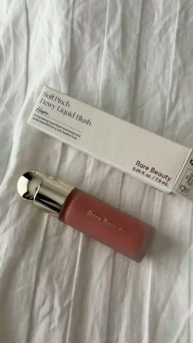 Rare beauty likit allık - soft pinch