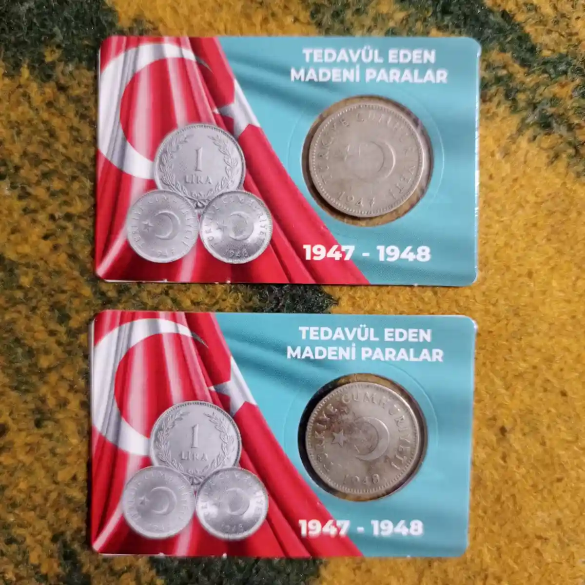 1947 ve 1948 yılları gümüş 1 lira..baskılı folderlerinde..