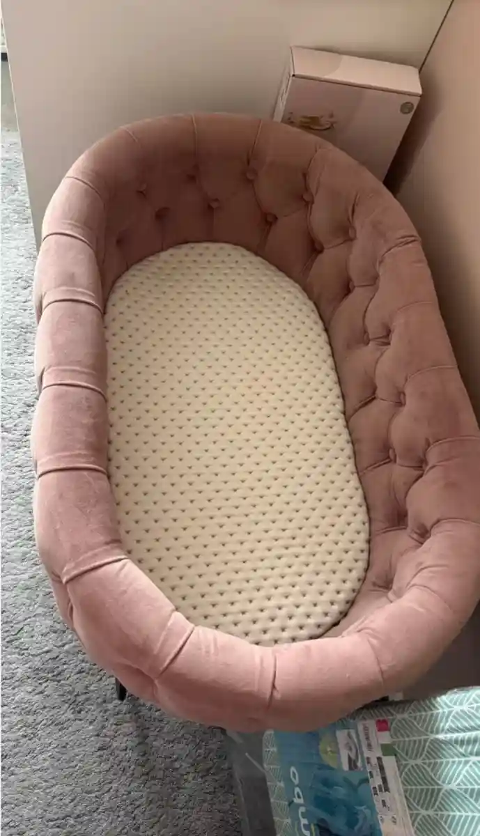 Pembe bebek yatağı