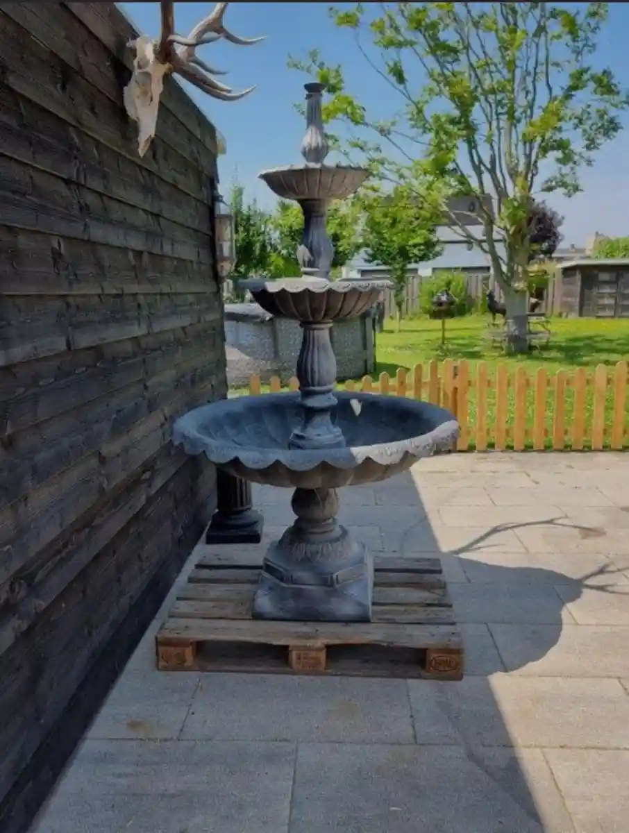 Bahçe i̇çin şık fıskiye satılık