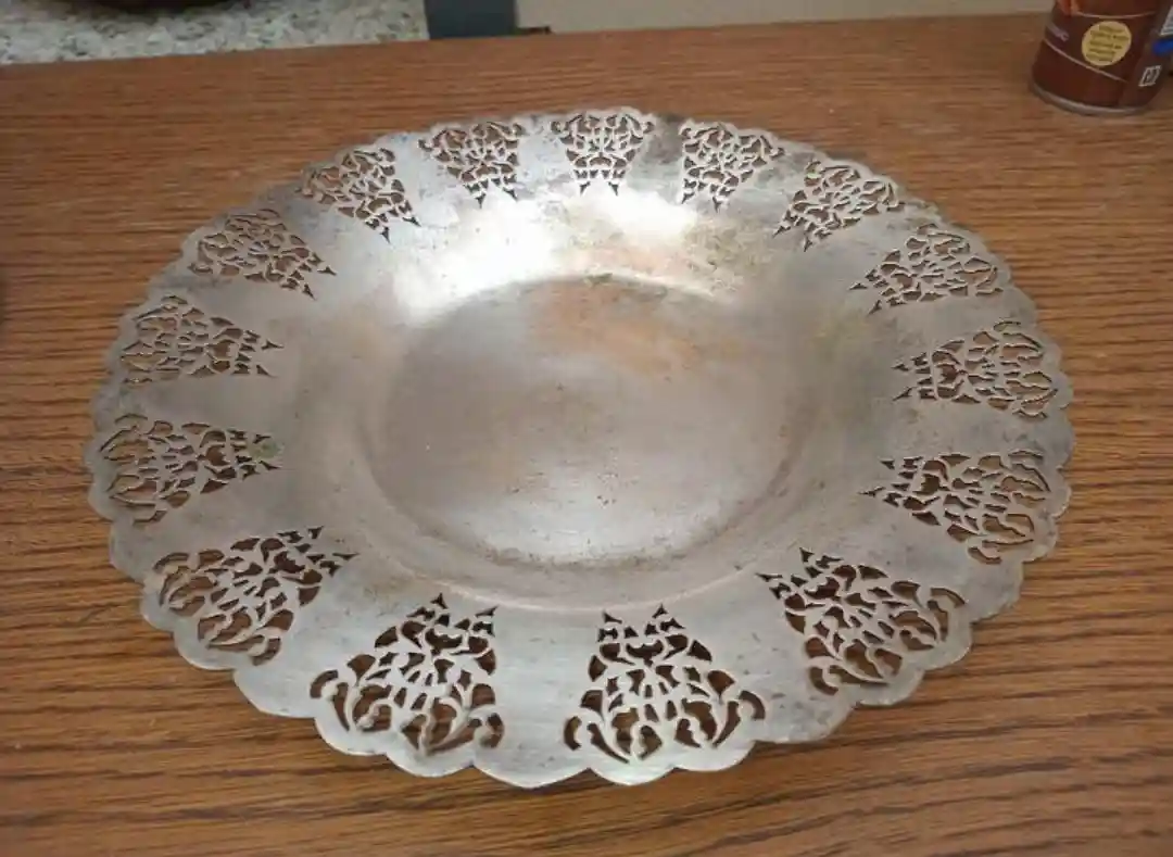 Dekoratif metal servis tabağı