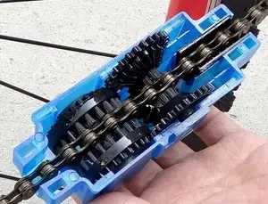 Motosiklet zincir temizleme fırçası ilan görseli