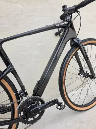 Cannondale topstone 3 – karbon gravel bisiklet