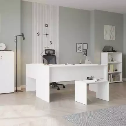 Beyaz masa temiz