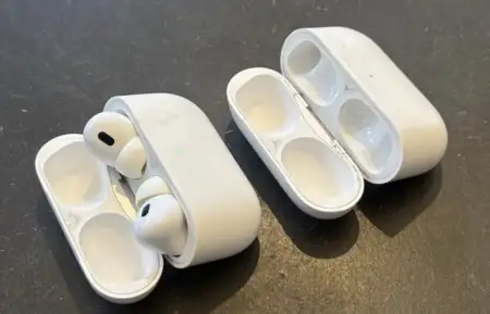 Airpods pro 2. nesil (usb-c) + ekstra lightning kılıf – temiz, sorunsuz