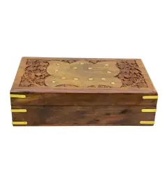 El yapımı ahşap kutu