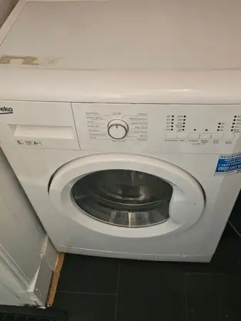 Beko çamaşır makinası temiz durumda