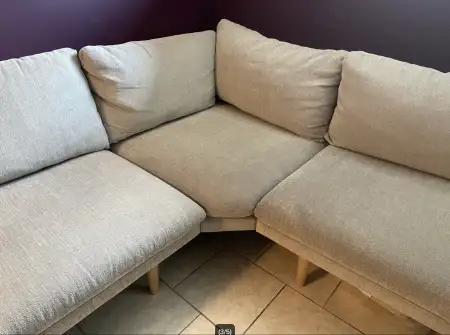 Açık gri köşe kanepe