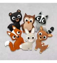 El yapımı keçe oyuncaklar (hayvan figürleri)