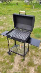 Mangal – izgara alanı geniş, tekerlekli